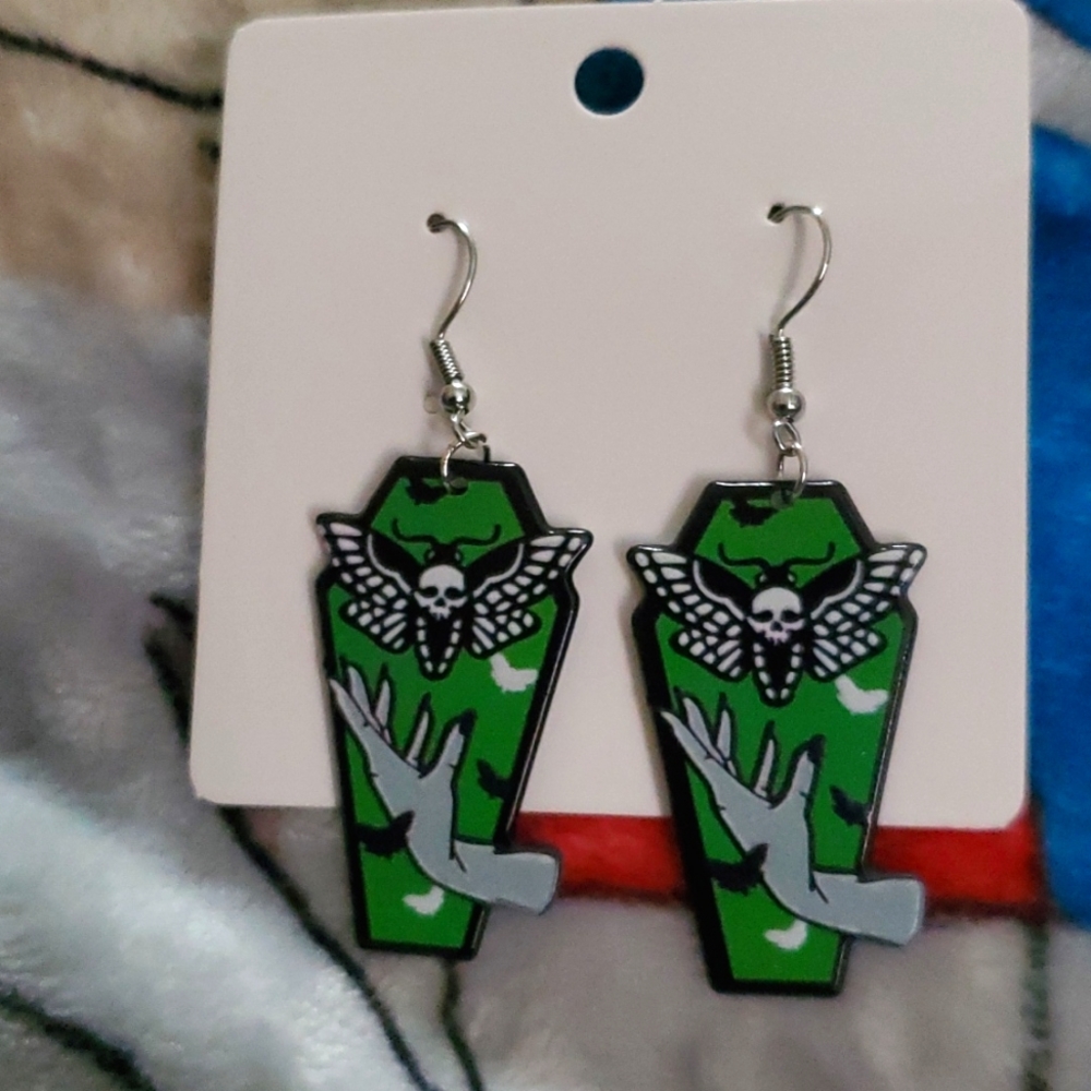 Coffin earrings